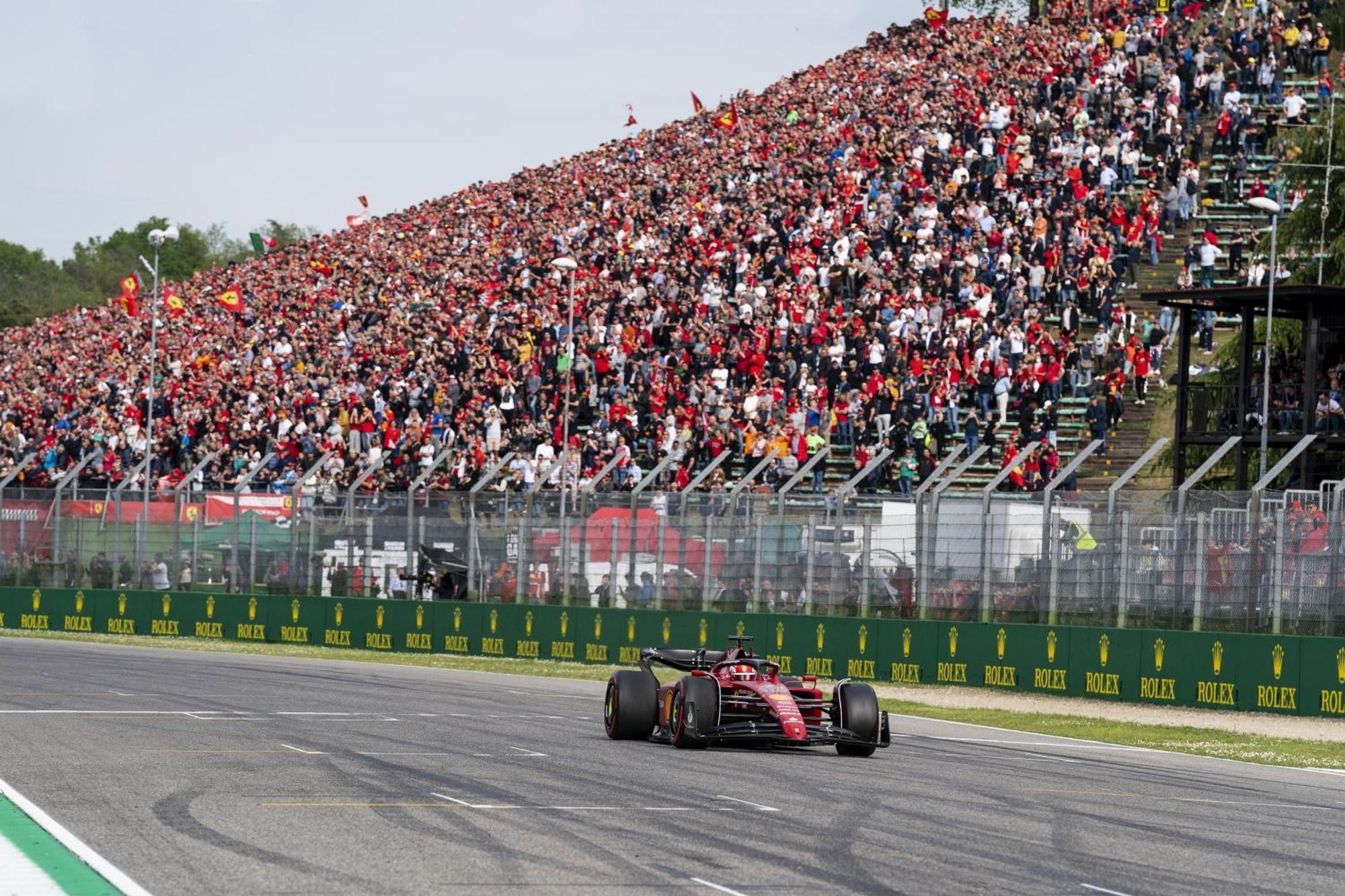 Le Due Corti Centro Storico - Autodromo Apartment Imola Ngoại thất bức ảnh